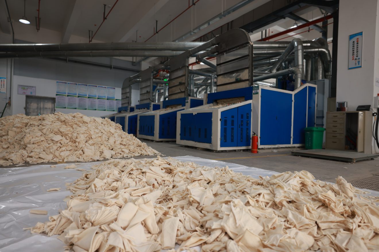 Textile recycling output fibres ready for next stage